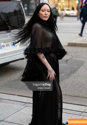 Noah Cyrus photo #0203