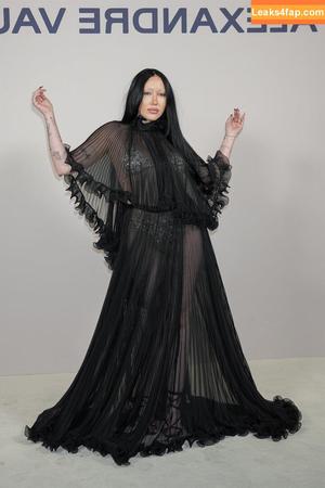 Noah Cyrus photo #0212