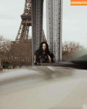 Noah Cyrus photo #0276