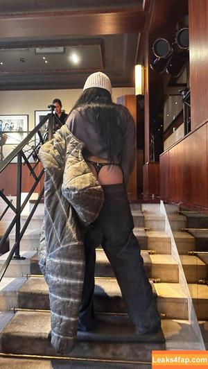 Noah Cyrus photo #0284