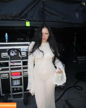 Noah Cyrus photo #0299