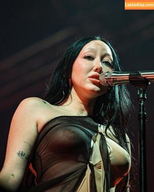 Noah Cyrus photo #0350