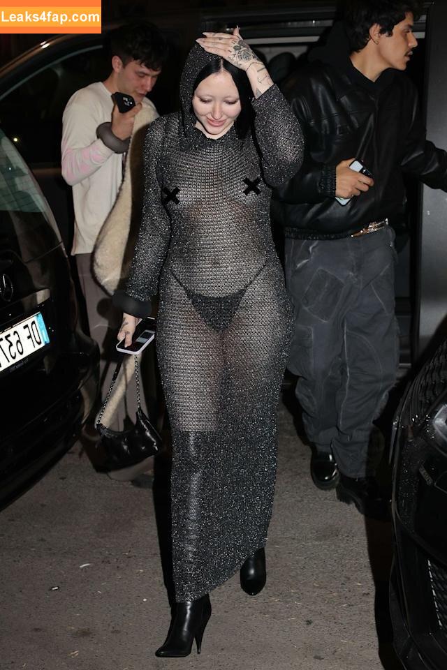 noahcyrus /  слитое фото фото #0021