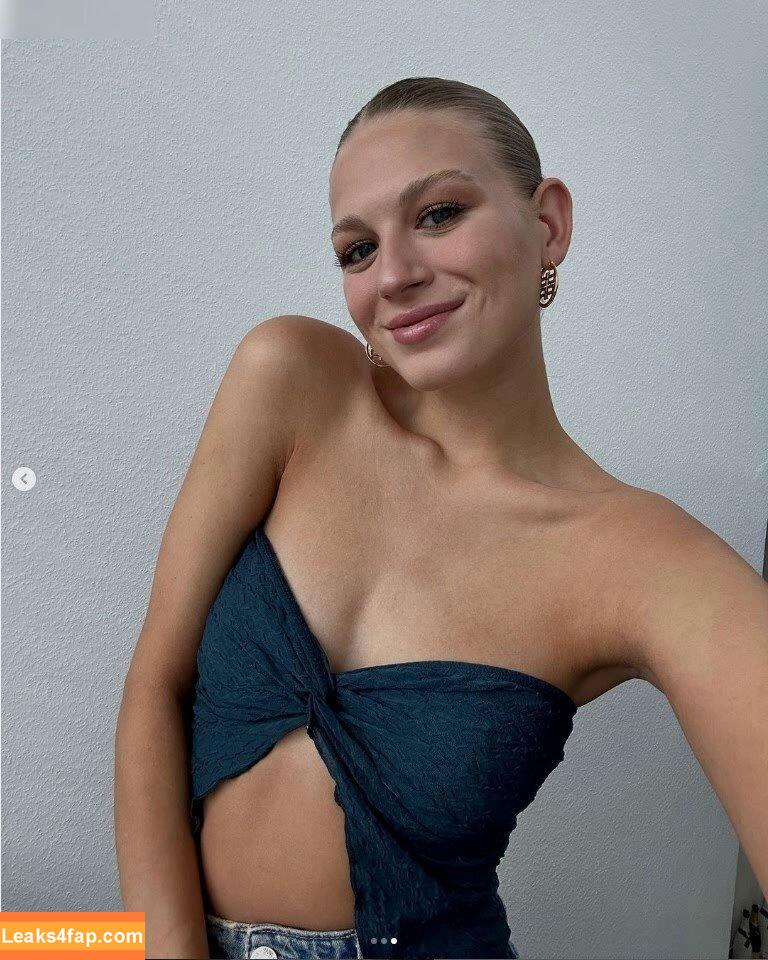 Noemi Peschel / noemi.psl leaked photo photo #0042