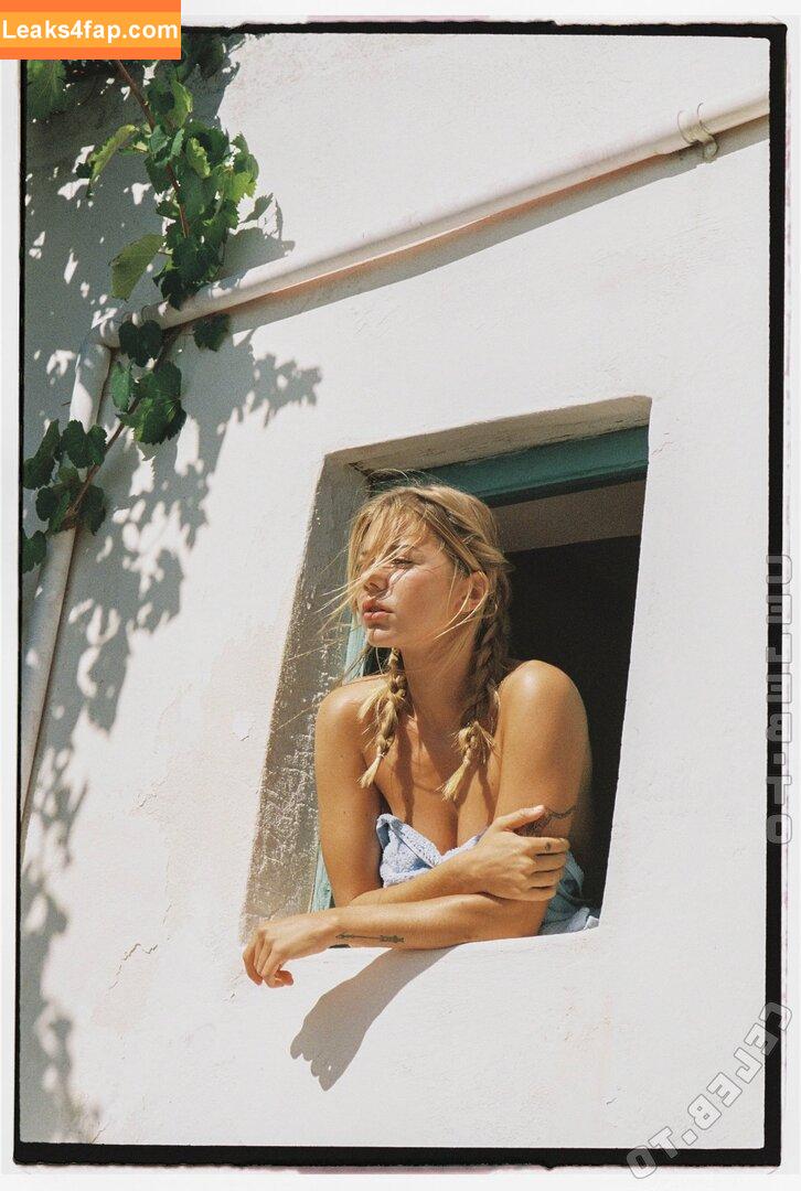 Noemie Neuens / noemieneuens leaked photo photo #0242