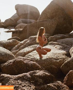 Noemie Neuens photo #0158