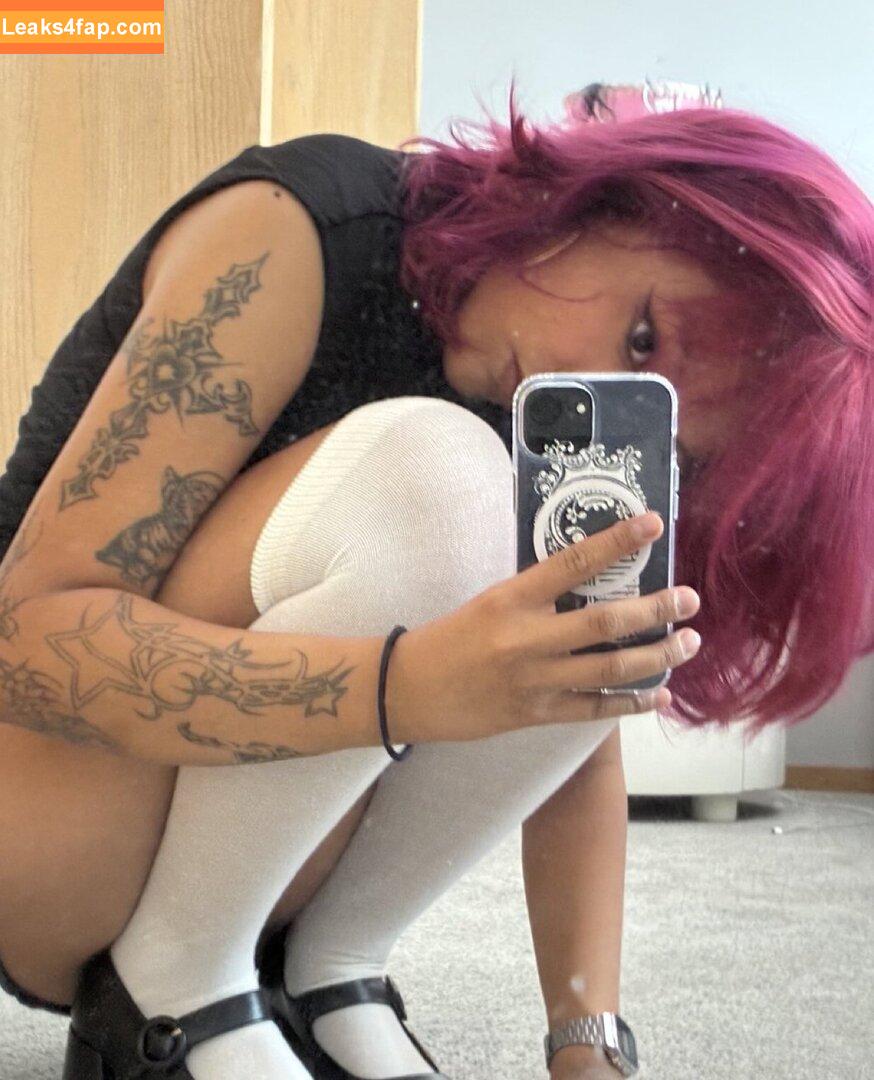 nomamesnico / n.nyquil / nomamesnicole leaked photo photo #0051