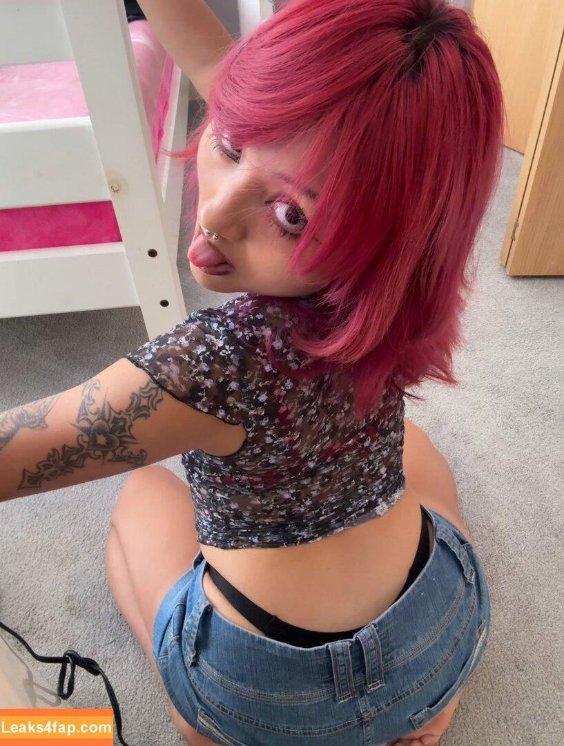 nomamesnico / n.nyquil / nomamesnicole leaked photo photo #0055