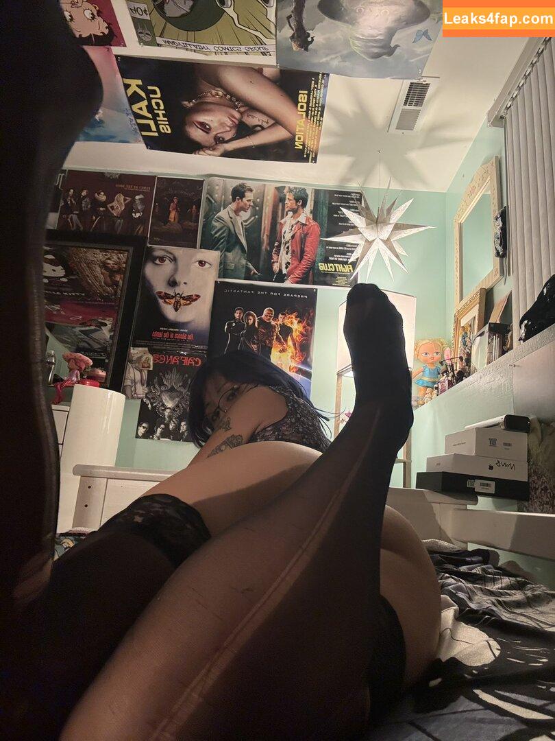 nomamesnico / n.nyquil / nomamesnicole leaked photo photo #0069