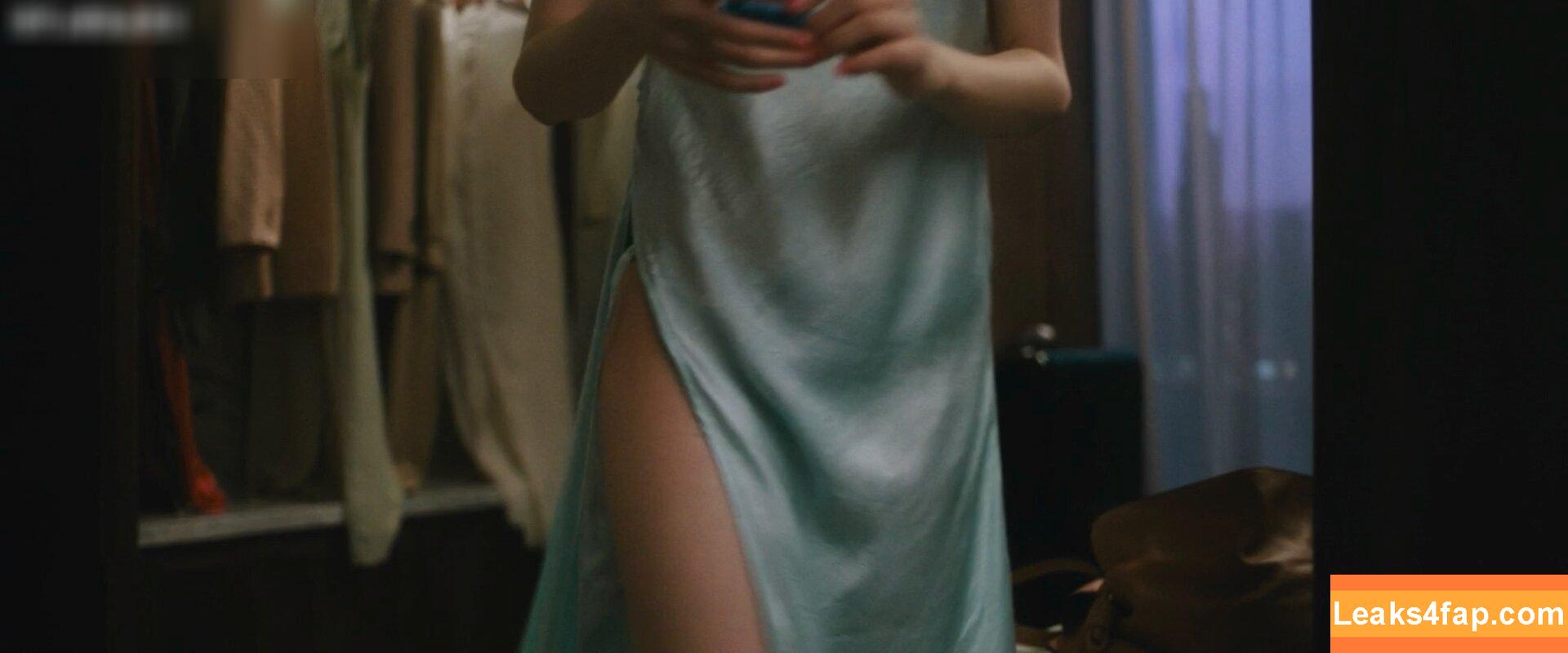 Noémie Merlant / noemiemerlant leaked photo photo #0052