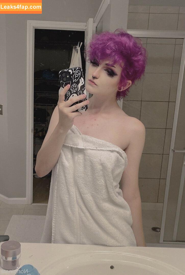 Nonbinate / M Blackburn leaked photo photo #0017