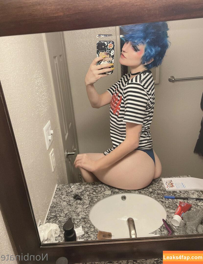 Nonbinate / M Blackburn leaked photo photo #0030