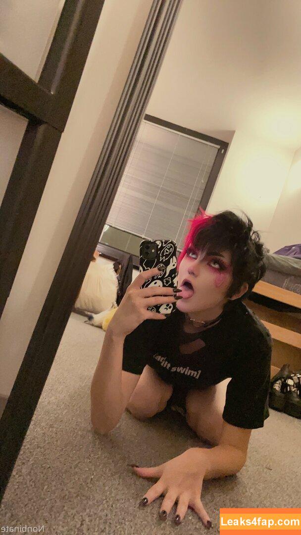 Nonbinate / M Blackburn leaked photo photo #0178