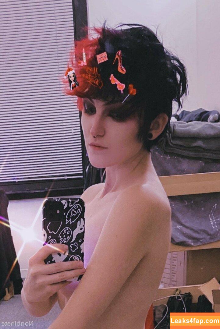 Nonbinate / M Blackburn leaked photo photo #0186