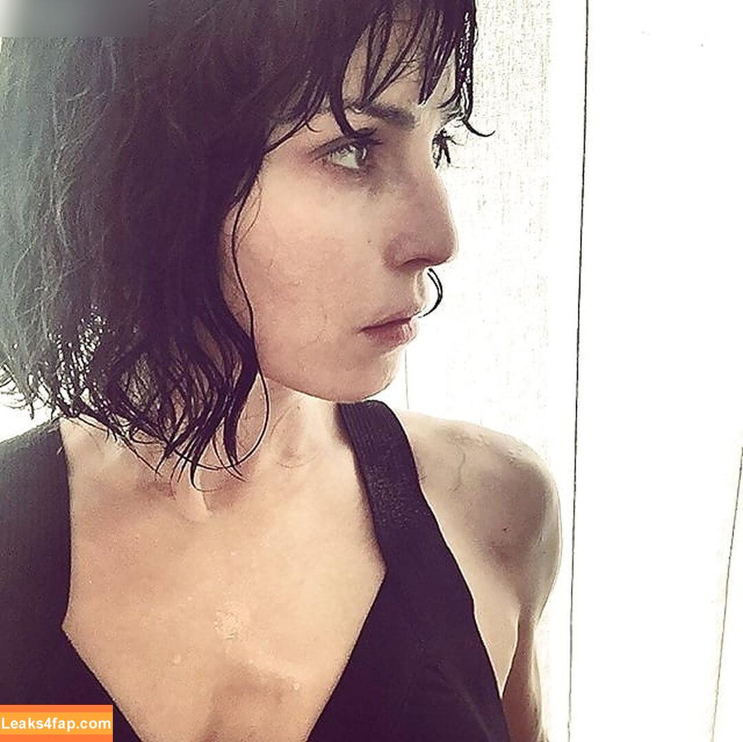 Noomi Rapace / noomirapace / rapaceonline leaked photo photo #0142