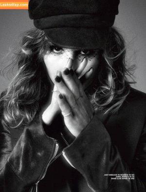 Noomi Rapace фото #0015