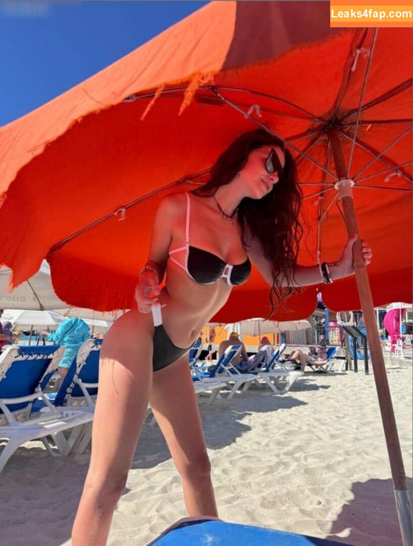 Nora Freetly /  leaked photo photo #0004