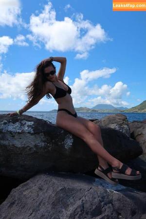 Nora Freetly photo #0008