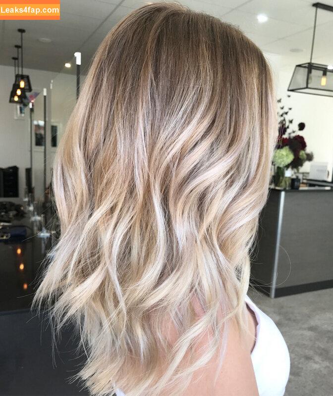 noraawoods /  leaked photo photo #0006