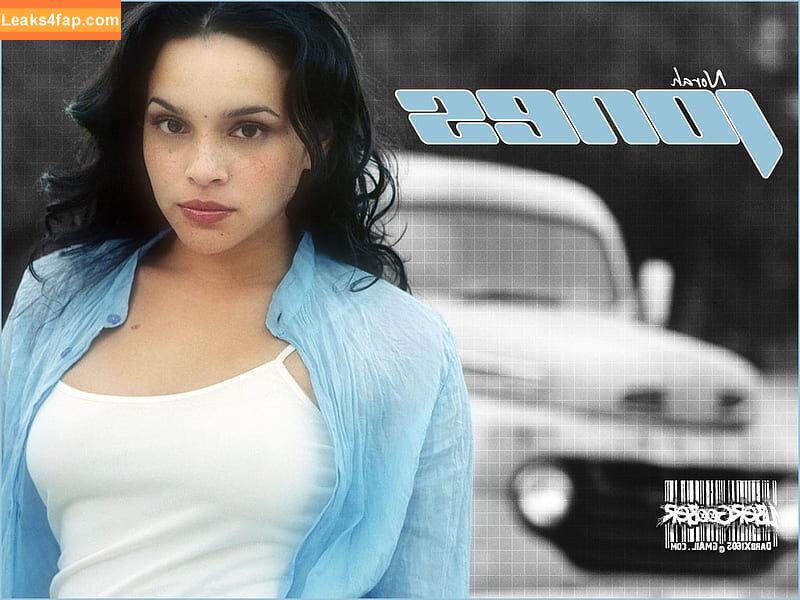Norah Jones /  leaked photo photo #0012