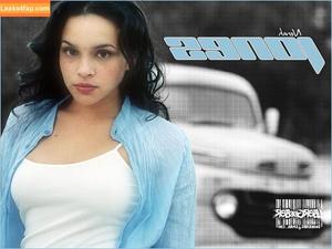 Norah Jones photo #0012