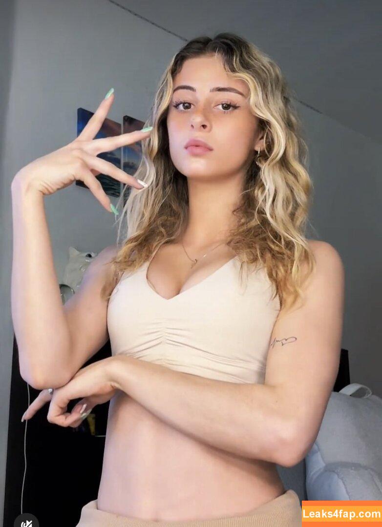 Noris Savaldez /  leaked photo photo #0017