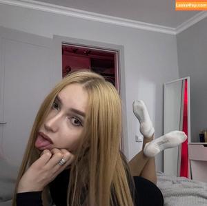 not_so_good_wife photo #0083