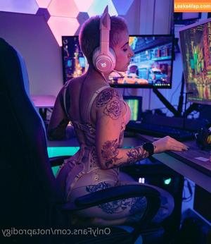 Notaprodigy photo #0006