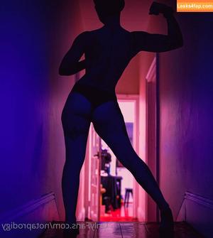 Notaprodigy photo #0007