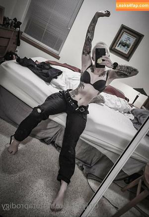 Notaprodigy photo #0016