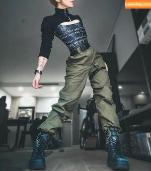 Notaprodigy photo #0058