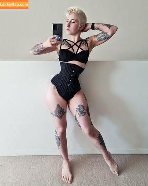 Notaprodigy photo #0071