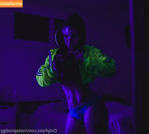 Notaprodigy photo #0072