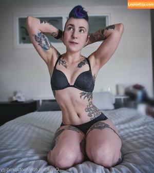 Notaprodigy photo #0107