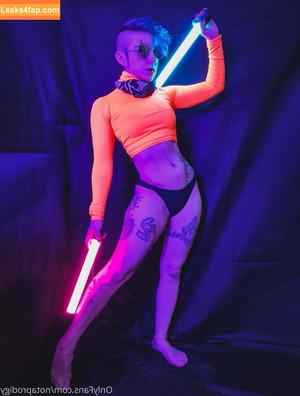 Notaprodigy photo #0113