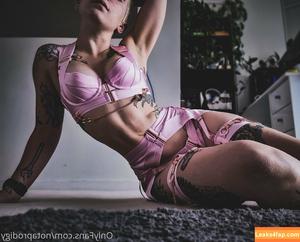 Notaprodigy photo #0149