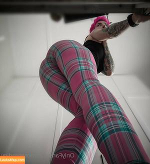 Notaprodigy photo #0241