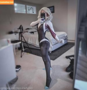 Notaprodigy photo #0312