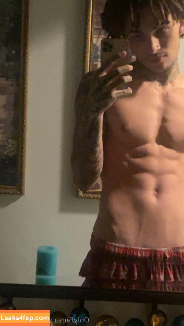 notkbreezo /  leaked photo photo #0009