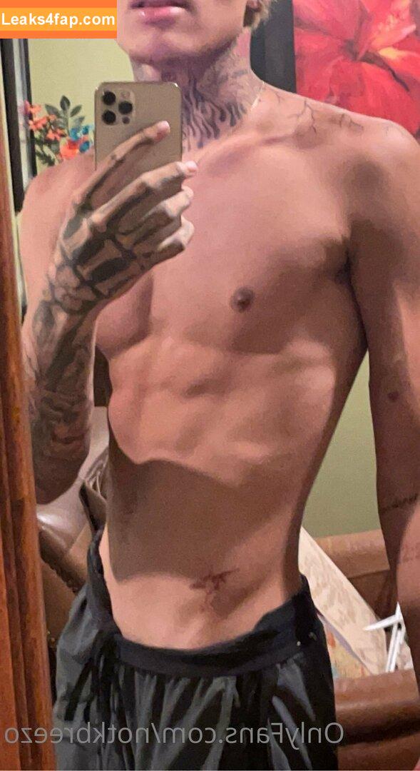 notkbreezo /  leaked photo photo #0020