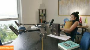 Notsoerudite photo #0097