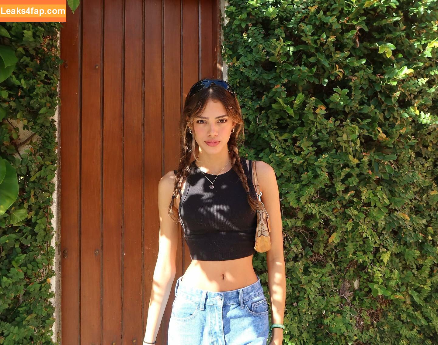 nottrebeca_ /  leaked photo photo #0009