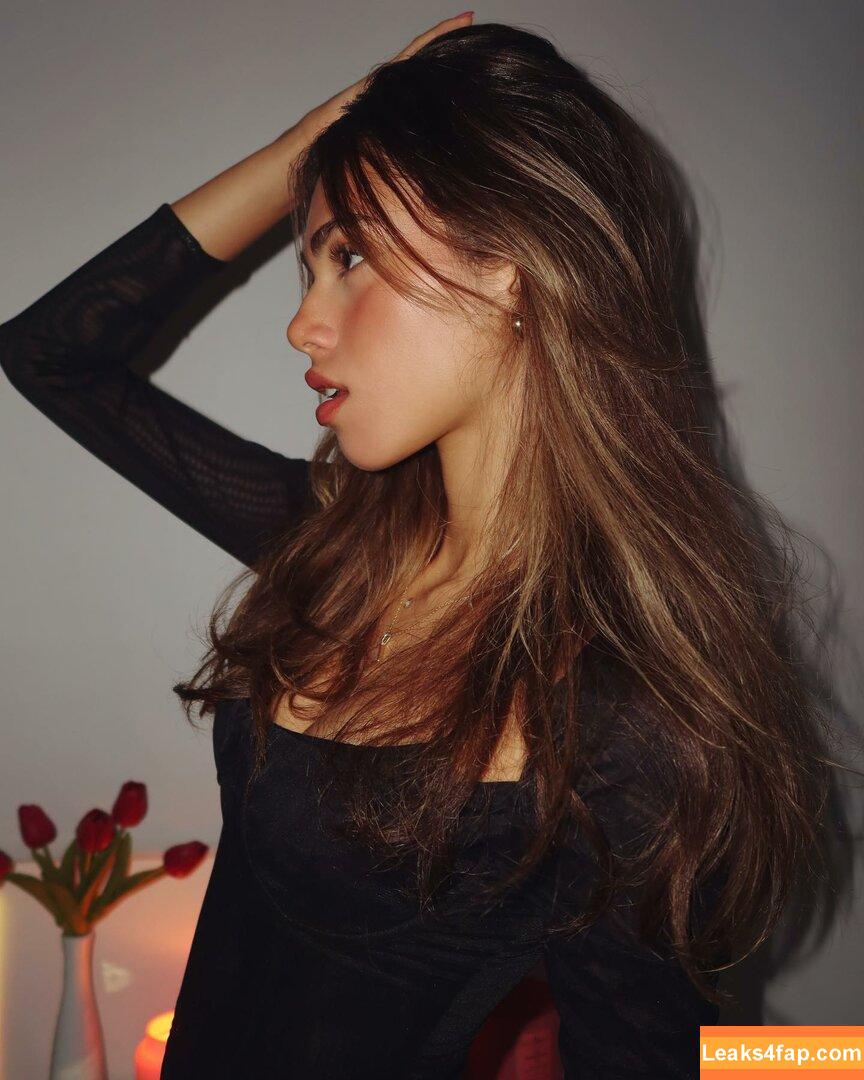 nottrebeca_ /  leaked photo photo #0017