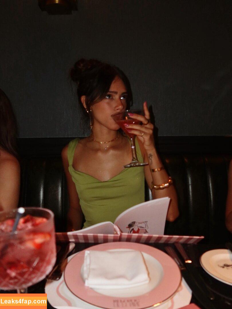 nottrebeca_ /  leaked photo photo #0387
