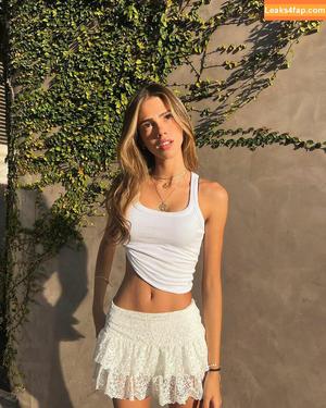 nottrebeca_ photo #0094