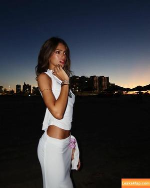 nottrebeca_ photo #0138