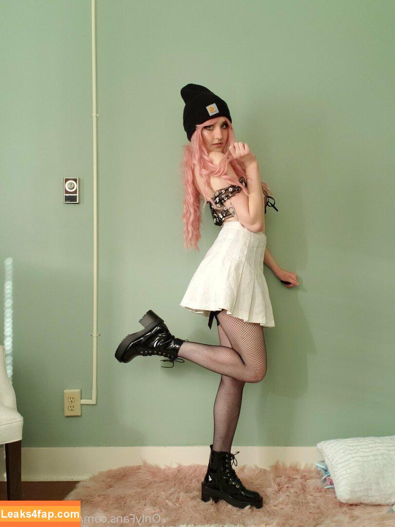 notursugargirl / Meadow West leaked photo photo #0024