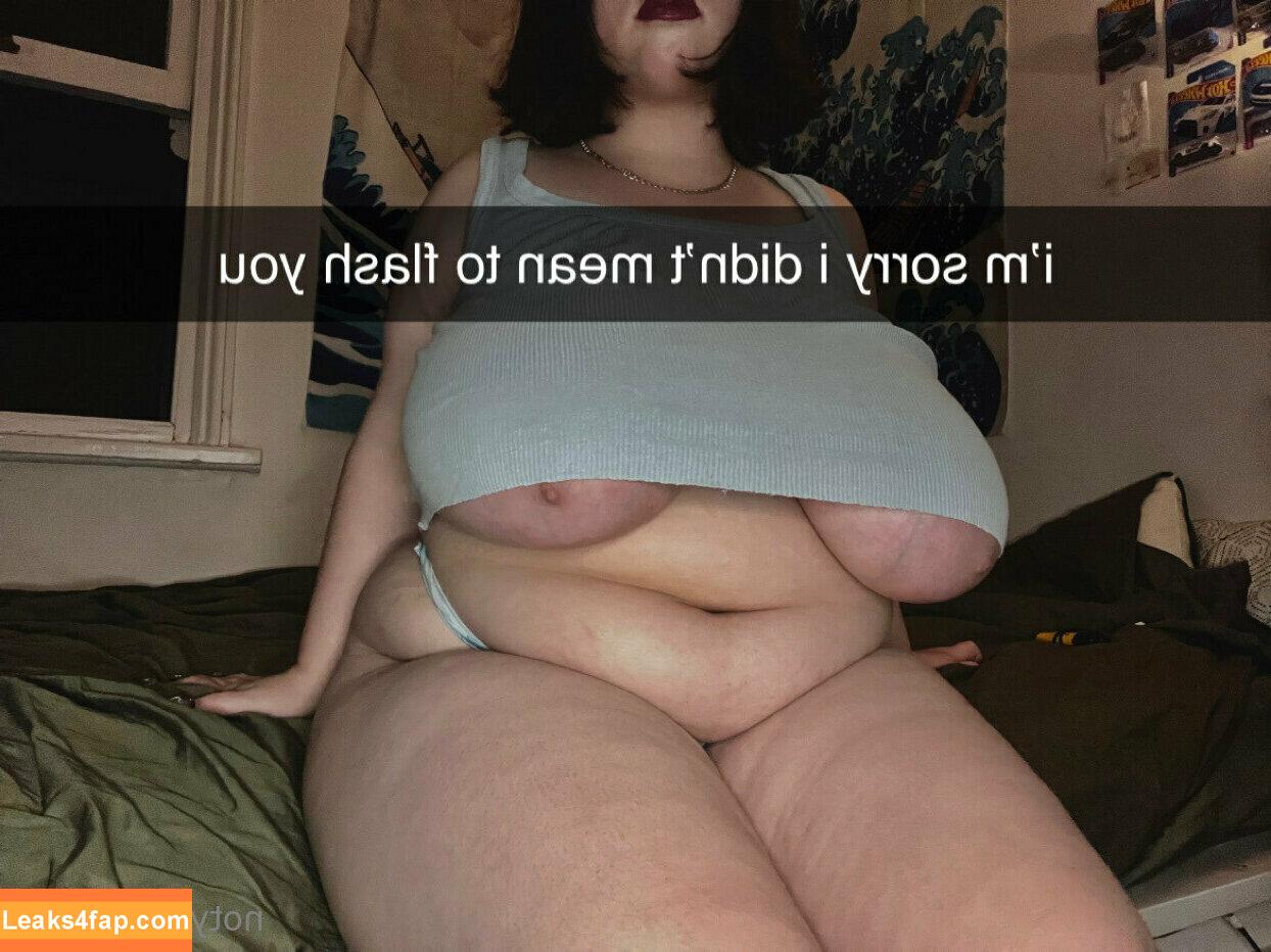 notyourfeedee / notyourfatfriend leaked photo photo #0025