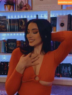 Novaleesi photo #0002