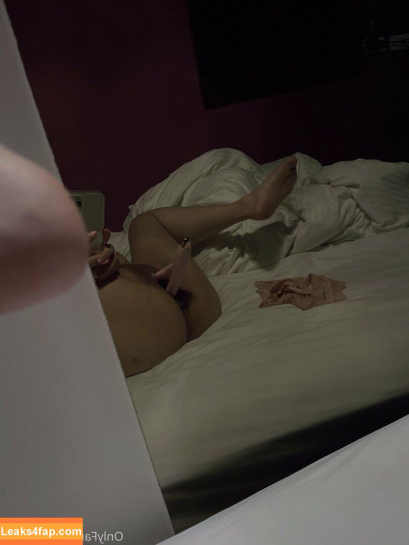 nrk_kb / lllssin_8 leaked photo photo #0111